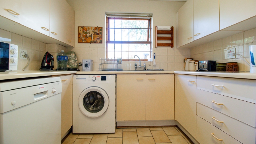 2 Bedroom Property for Sale in Pinelands Western Cape